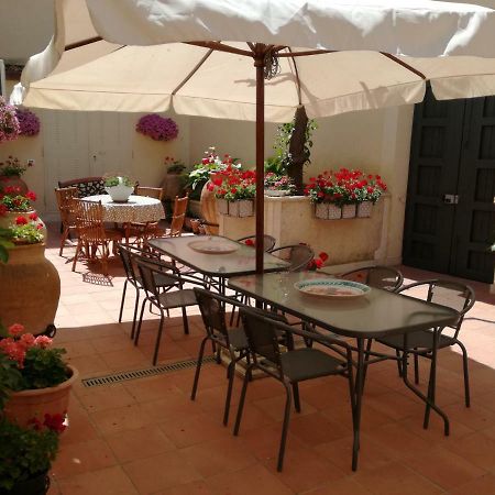 B&B Del Corso Самбука-ди-Сицилия Экстерьер фото