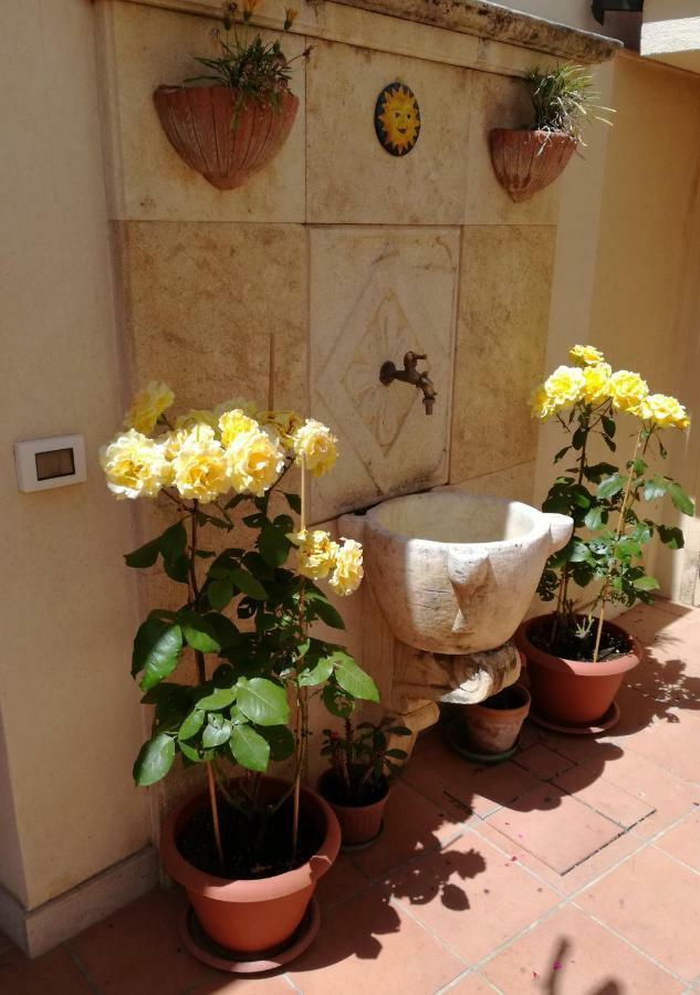 B&B Del Corso Самбука-ди-Сицилия Экстерьер фото